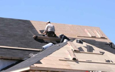 Making the Right Choice Between a Roof Repair or Replacement